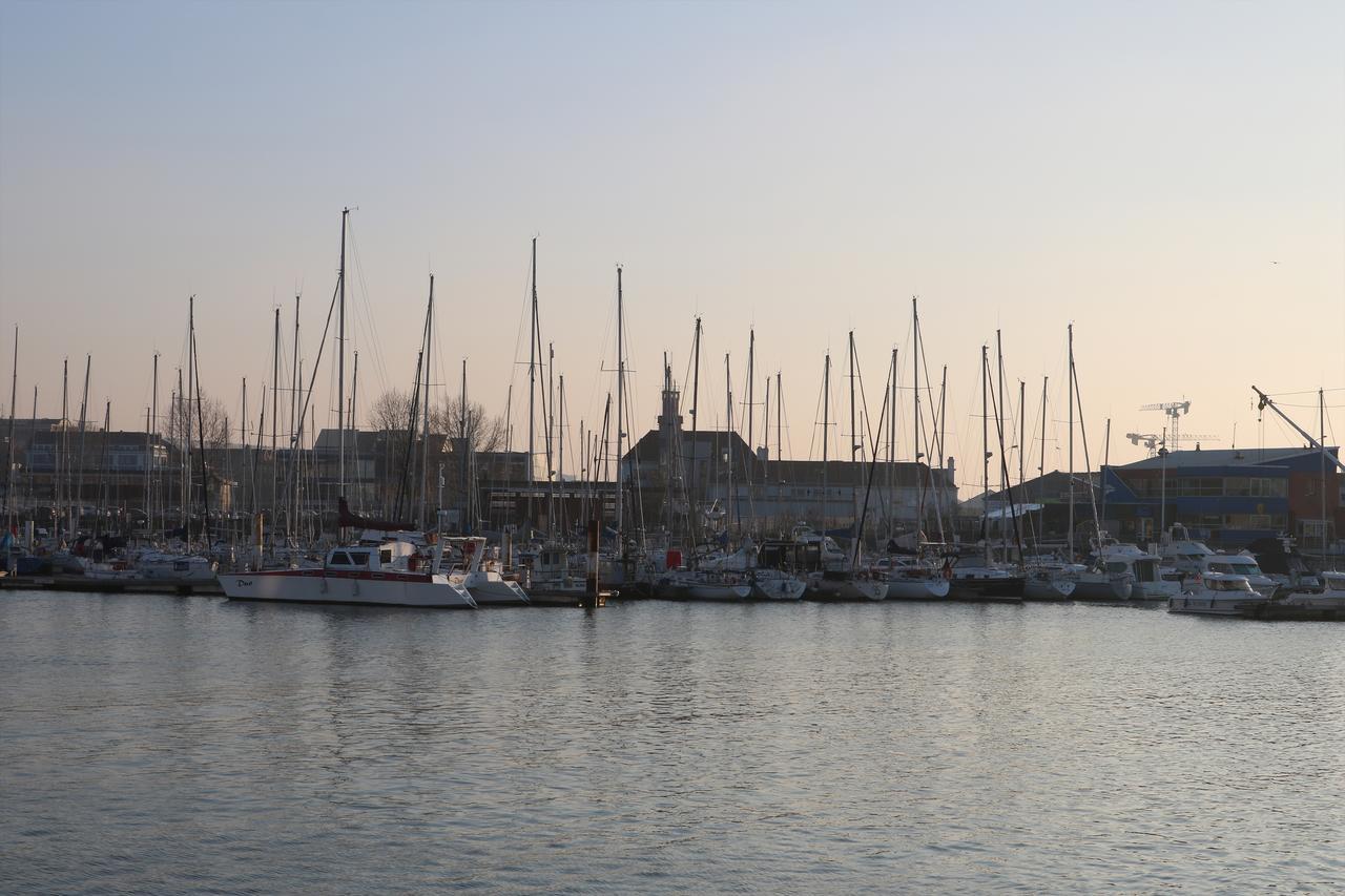 Hotel Le Transat Bleu Dunkirk Esterno foto